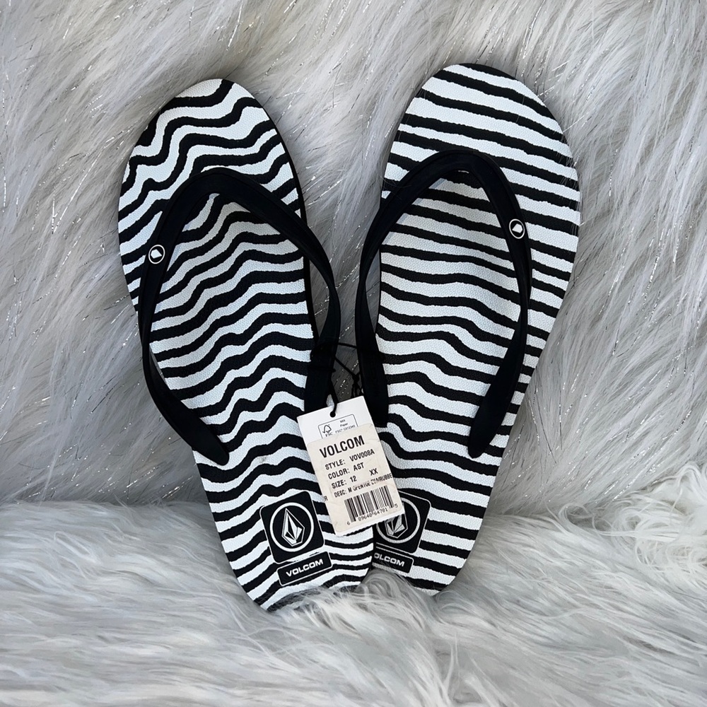 Men’s NWT Volcom Rocker Flip Flop Sandal Size 12